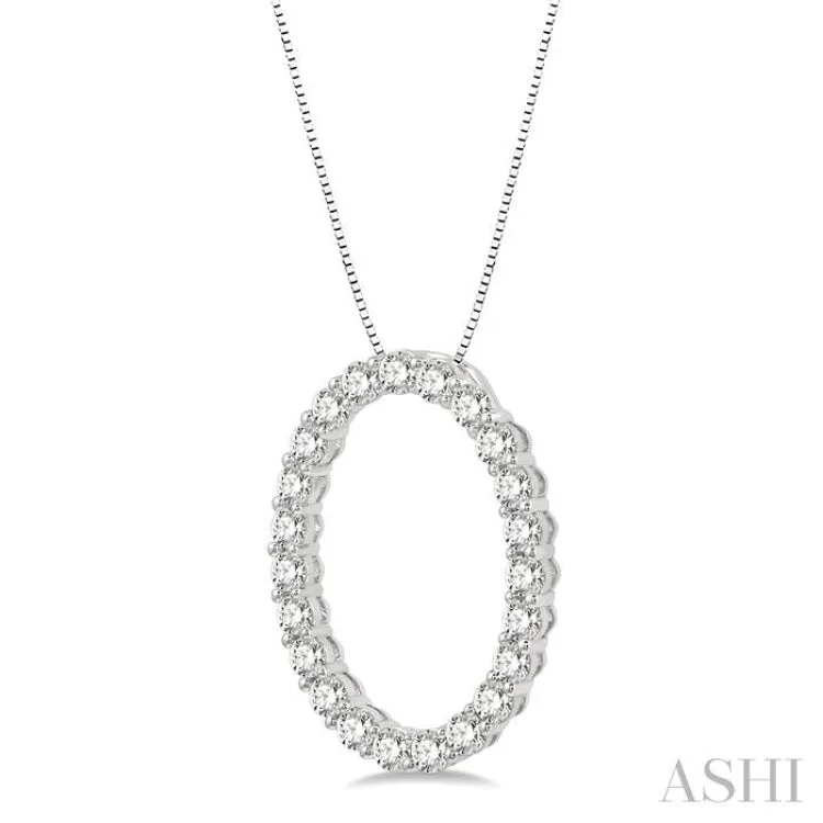 1 Ctw Round Cut Diamond Oval Shape Pendant with Chain in 14K White Gold