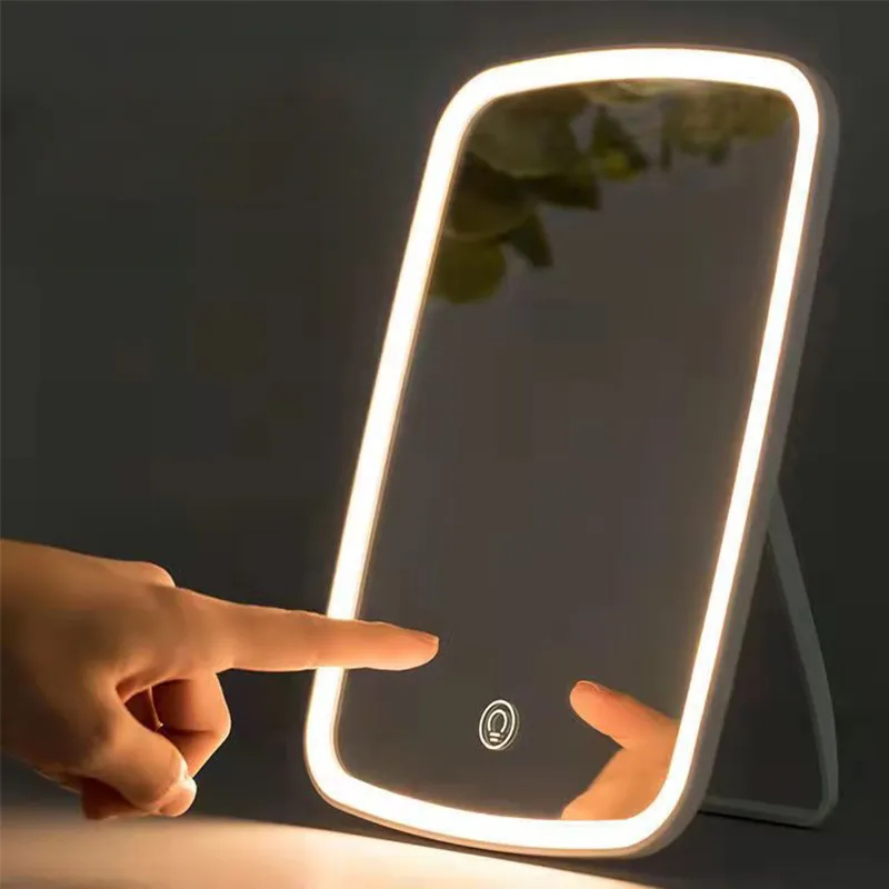 Kawaii Must Have Light Up Mirror ON668