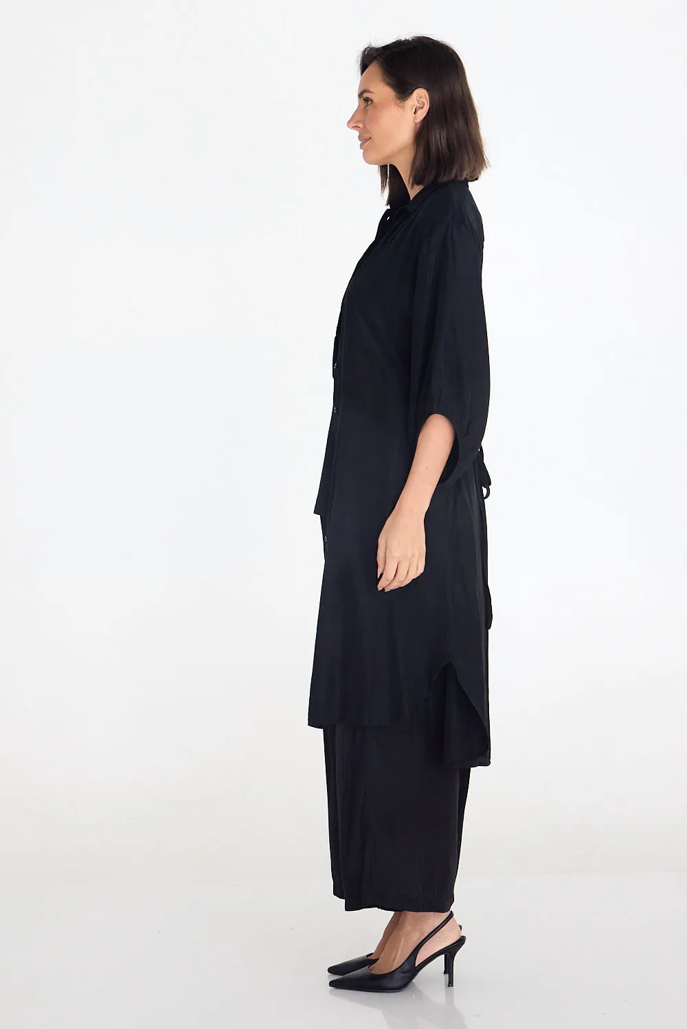 Tamara Extra Long Comfort Shirt - Black